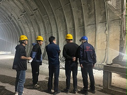 丙烯酸盐喷膜防水涂料云南高速公路隧道施工